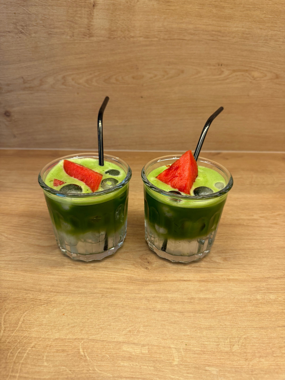 Nyári frissítő: görögdinnyés matcha tonik